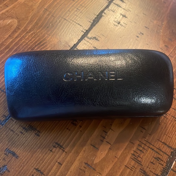 Chanel vintage sunglasses. - Picture 8 of 14